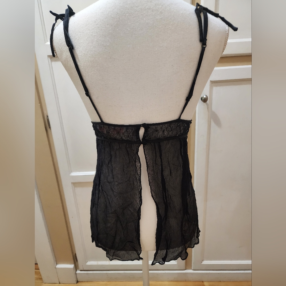 Victoria Secret Women's Lingerie Top - Picture 7 of 12